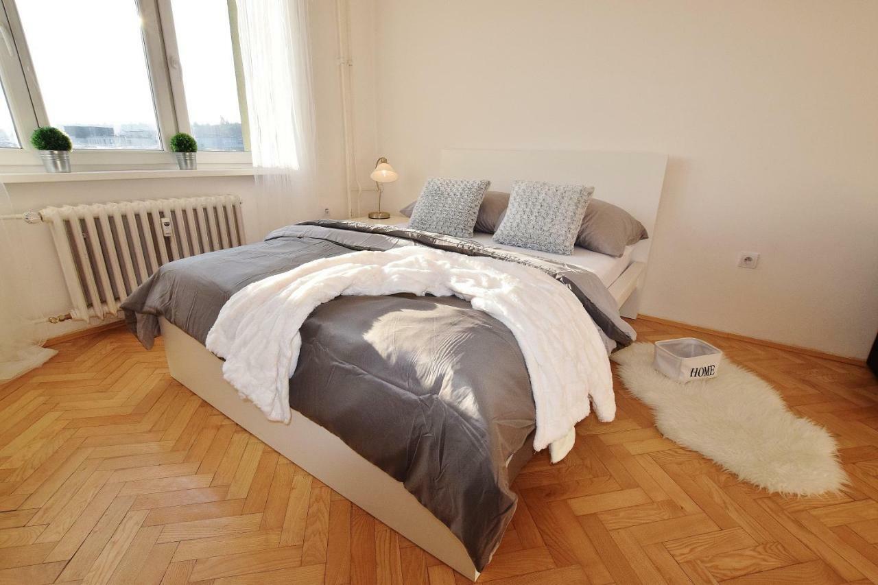 Apartment Porici Brno Buitenkant foto